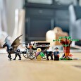 Stavebnice Lego Bradavice: Kočár a testrálové