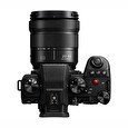 Panasonic Lumix DC-S5 Mark II + Lumix S 20-60 mm f/3,5-5,6 Macro O.I.S. 24,2 Mpx, černá