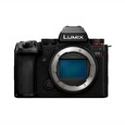 Panasonic Lumix DC-S5 Mark II + Lumix S 20-60 mm f/3,5-5,6 Macro O.I.S. 24,2 Mpx, černá