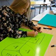 SYMBIO elektrostatické popisovatelné fólie Symbioflipcharts/ 500x700 mm/ žluté/ 25 pack